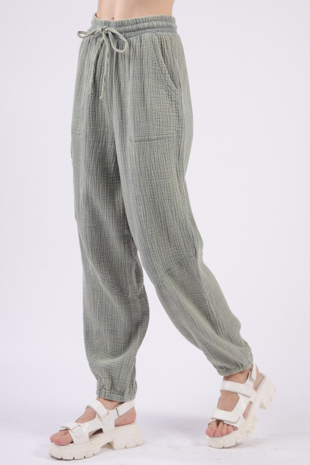VERY J Drawstring Washed Woven Crinkle Cargo Style Pants