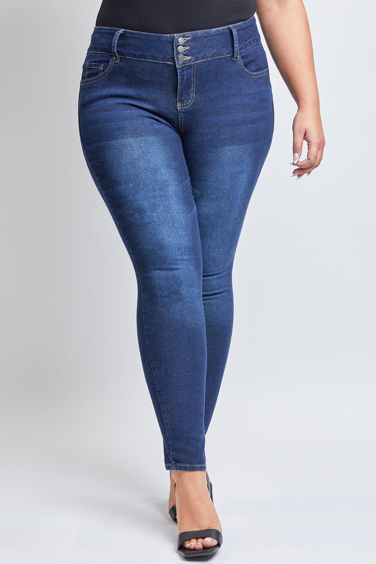 Women's Plus Size Essential Sustainable Skinny Jeans