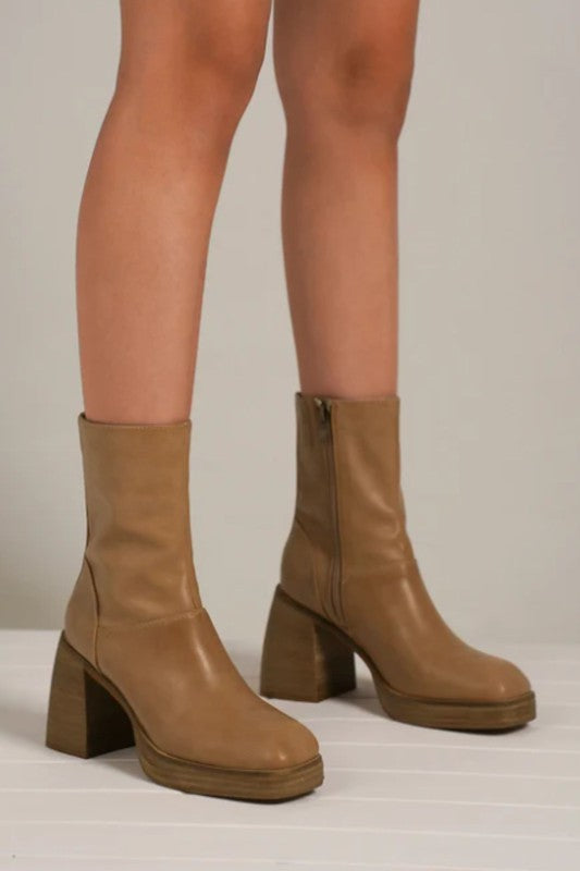Chunky Heel Zip Up Ankle Boots