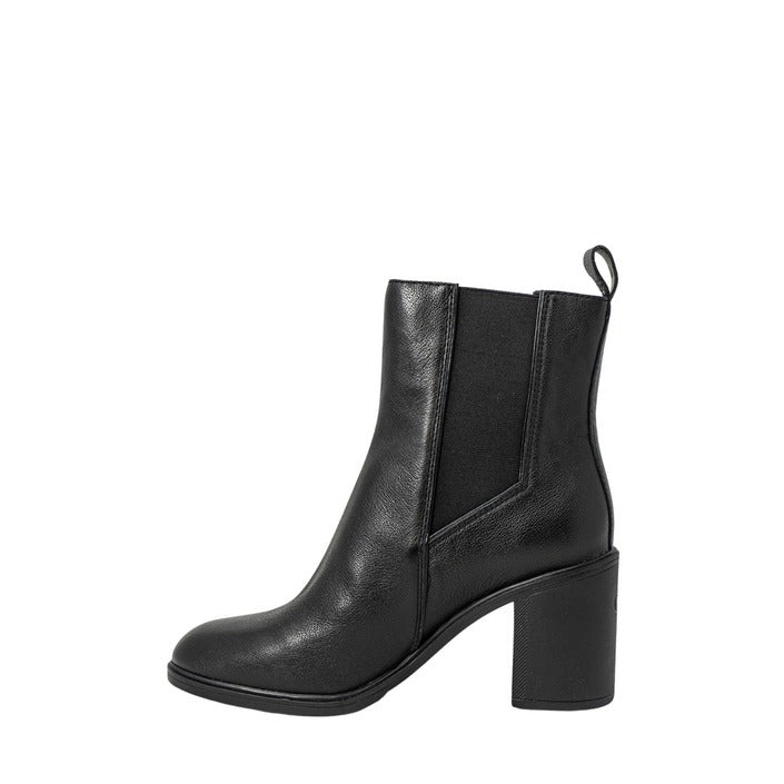 Calvin Klein Women Boots