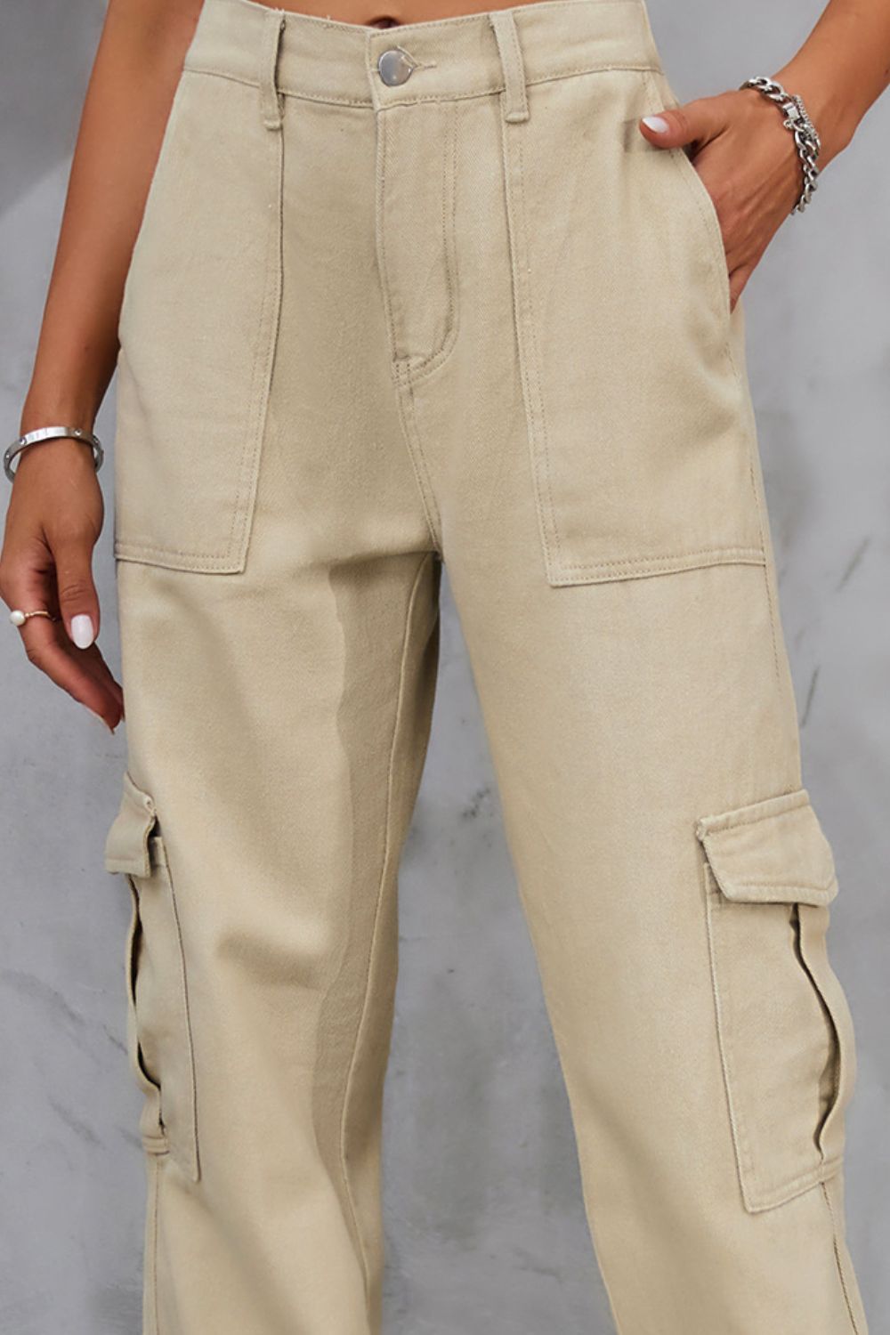 Buttoned High Waist Cargo Style Jeans with Pockets