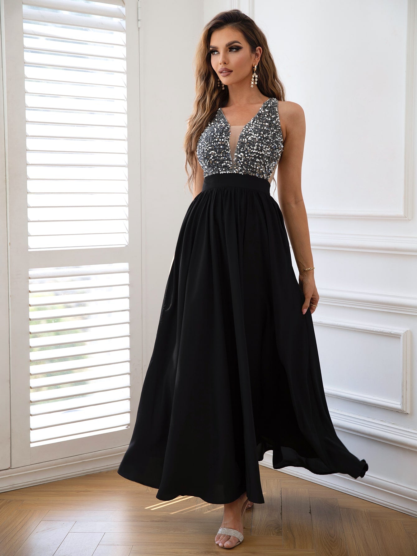Contrast Sequin Sleeveless Maxi Gown