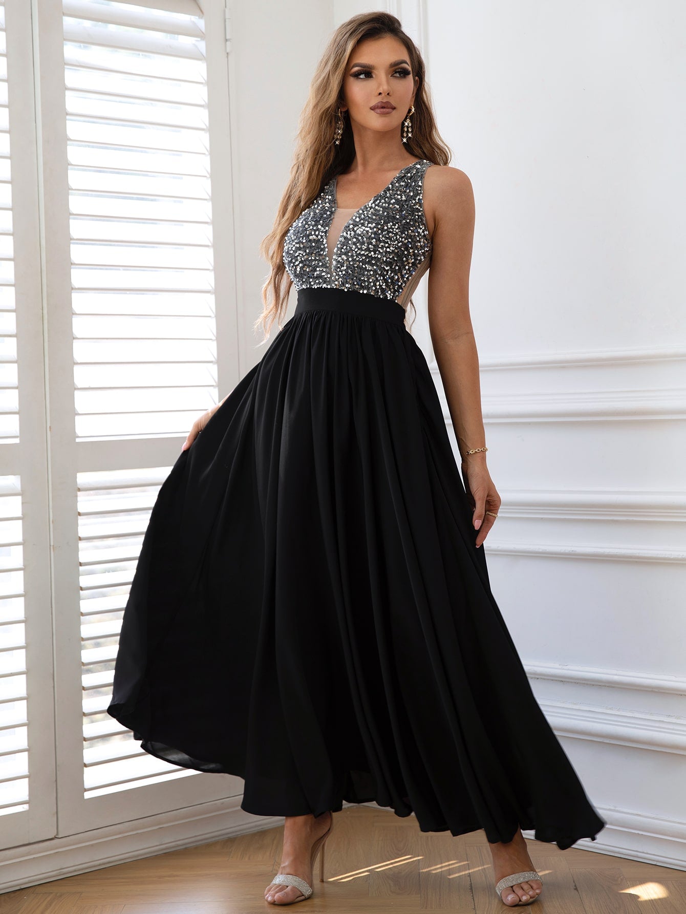 Contrast Sequin Sleeveless Maxi Gown