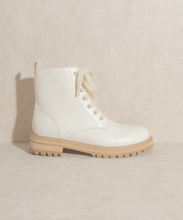 OASIS SOCIETY Amora - Military Round Toe  Boots