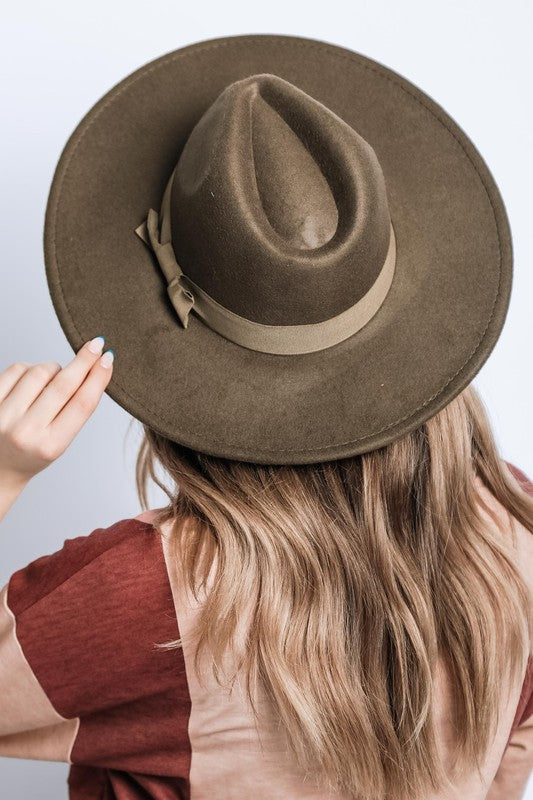 Wide Brim fedora With Ribbon Trim