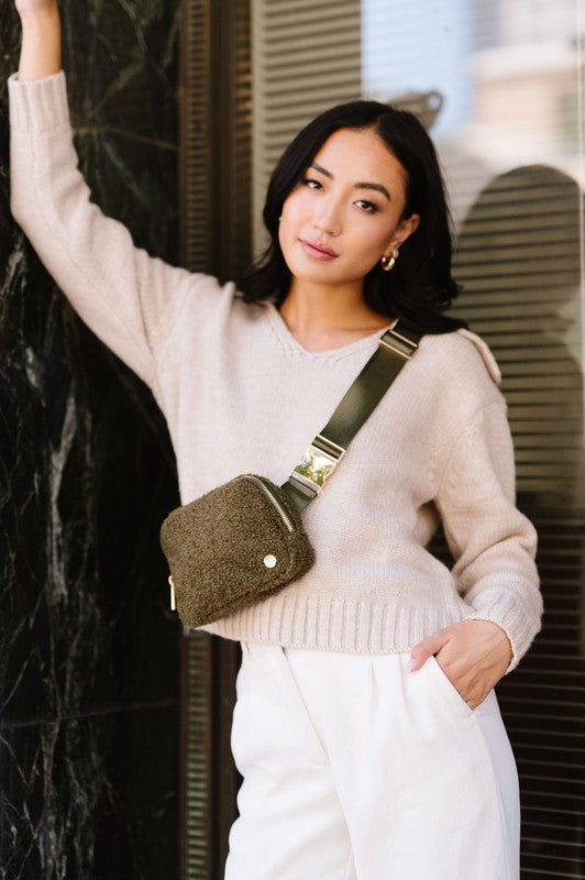 Sherpa Crossbody Fannie  Pack With Belt