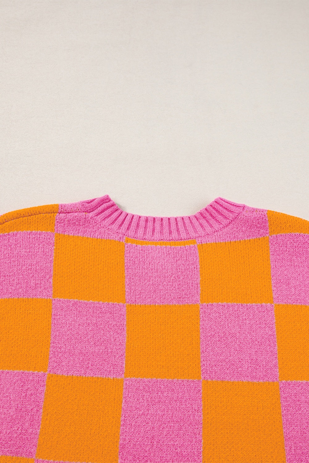 Checkered Board Pattern Round Neck Short Sleeve Sweater