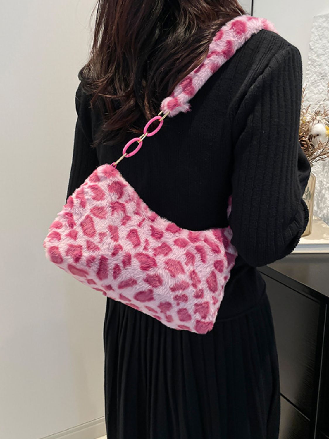 Animal Print Fluffy Shoulder Bag
