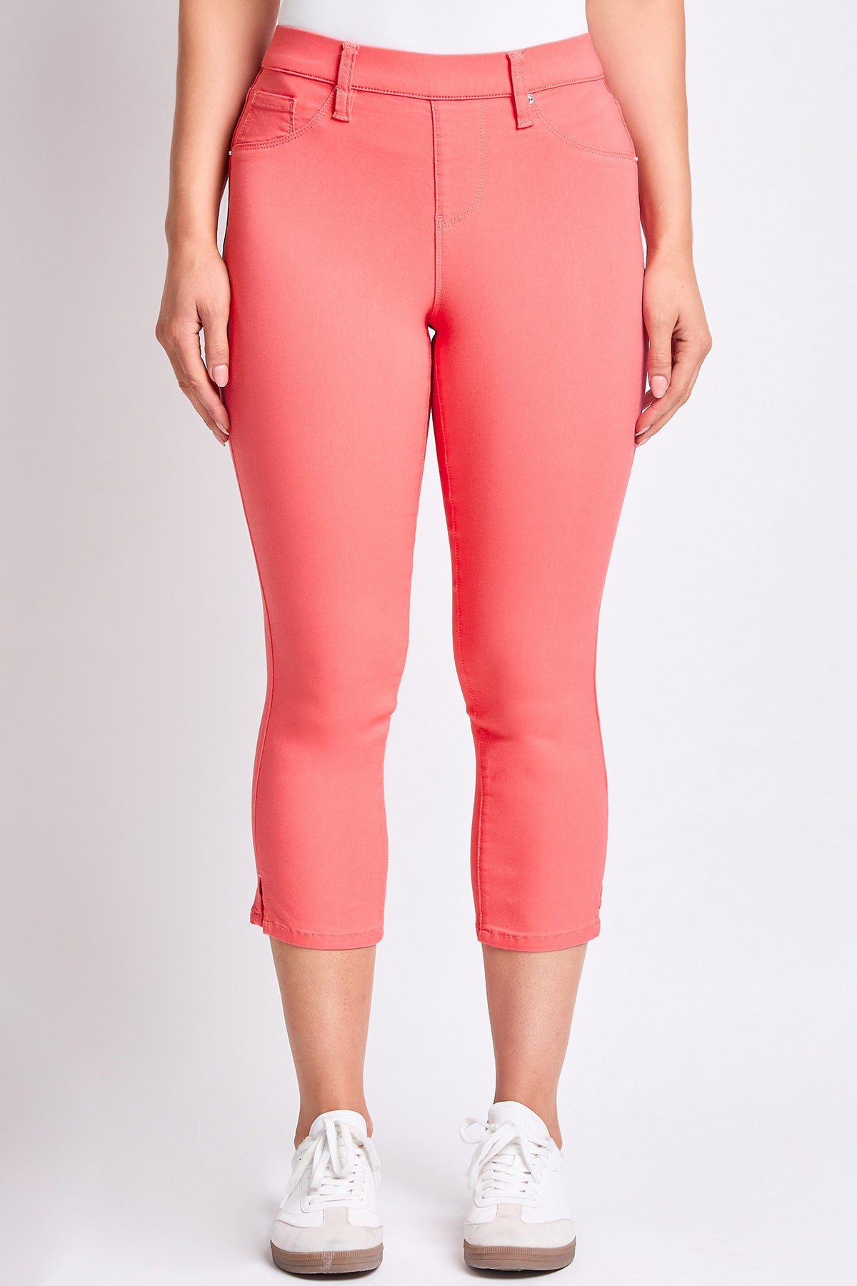 Women's Hyperstretch Pull On Capri Pants