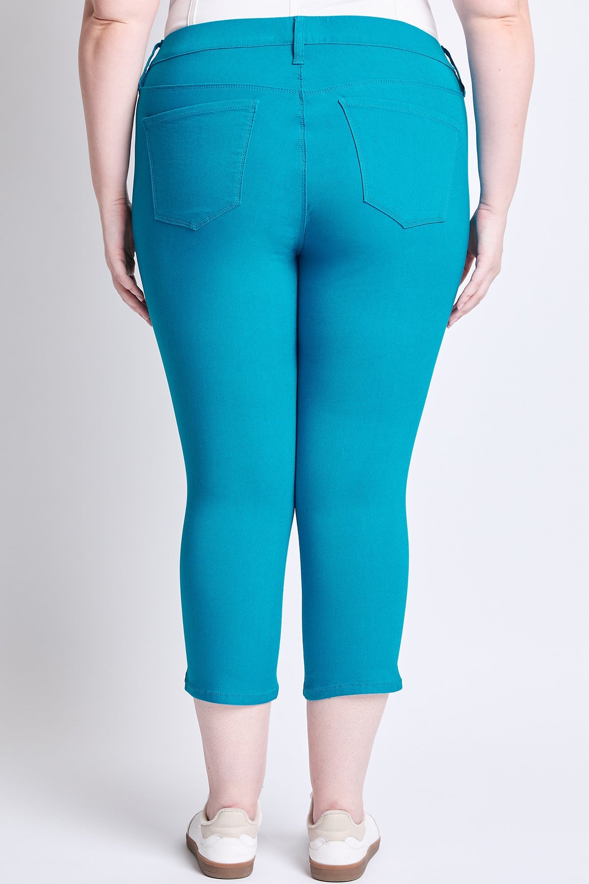 Women's Plus Hyperstretch Capri Pants