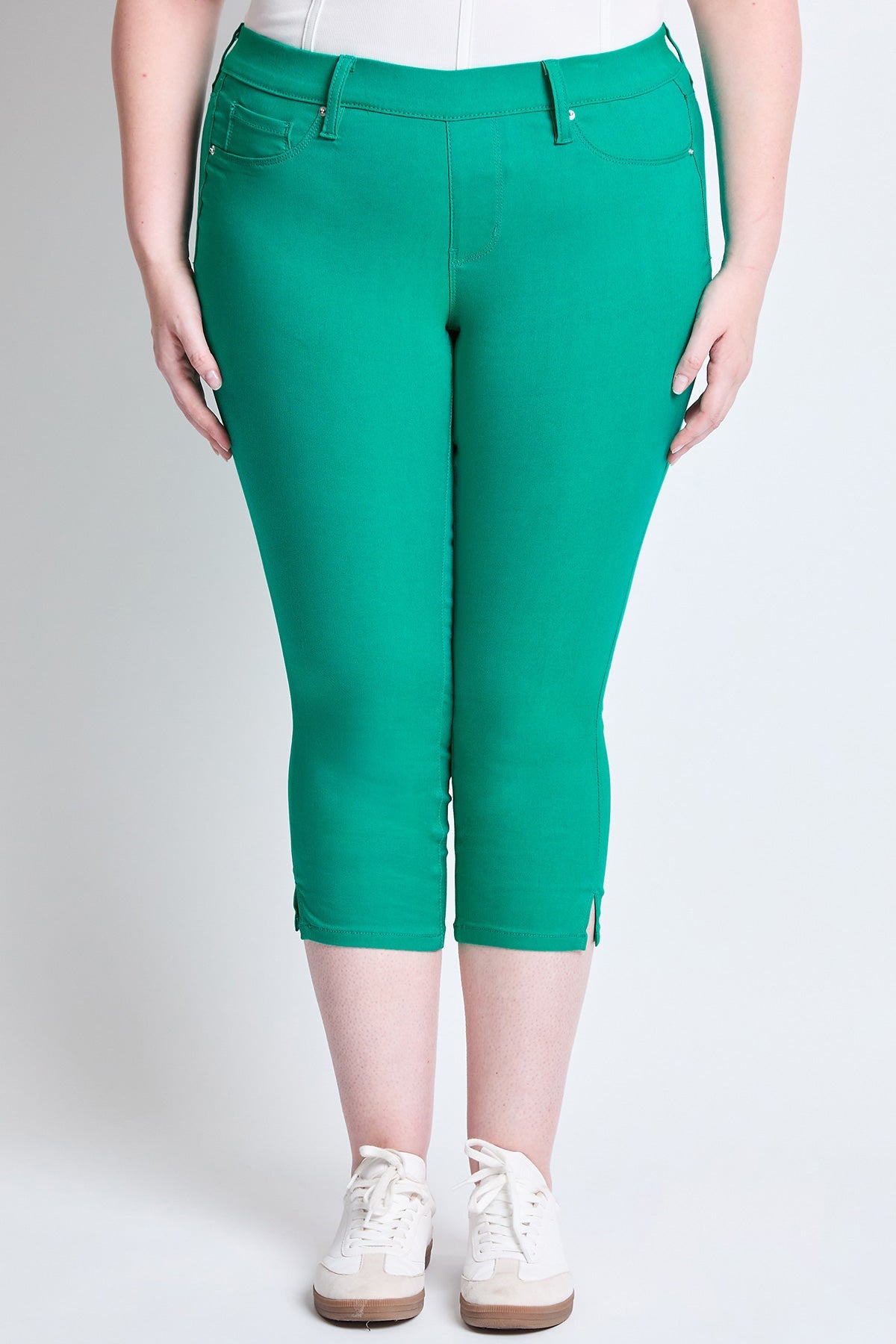 Women's Plus Hyperstretch Capri Pants