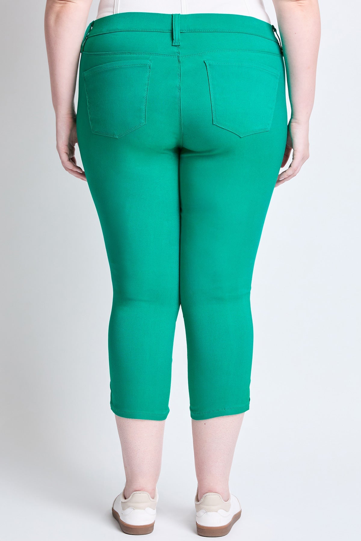 Women's Plus Hyperstretch Capri Pants
