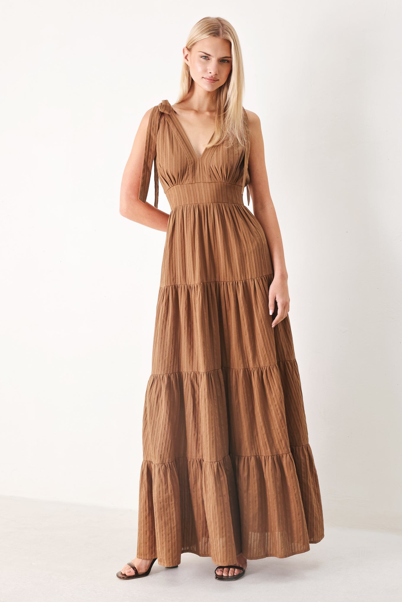 Calm Beauty Maxi Dress