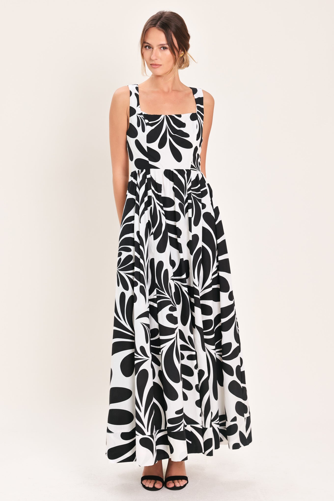 Mono Bloom Woven Maxi Dress