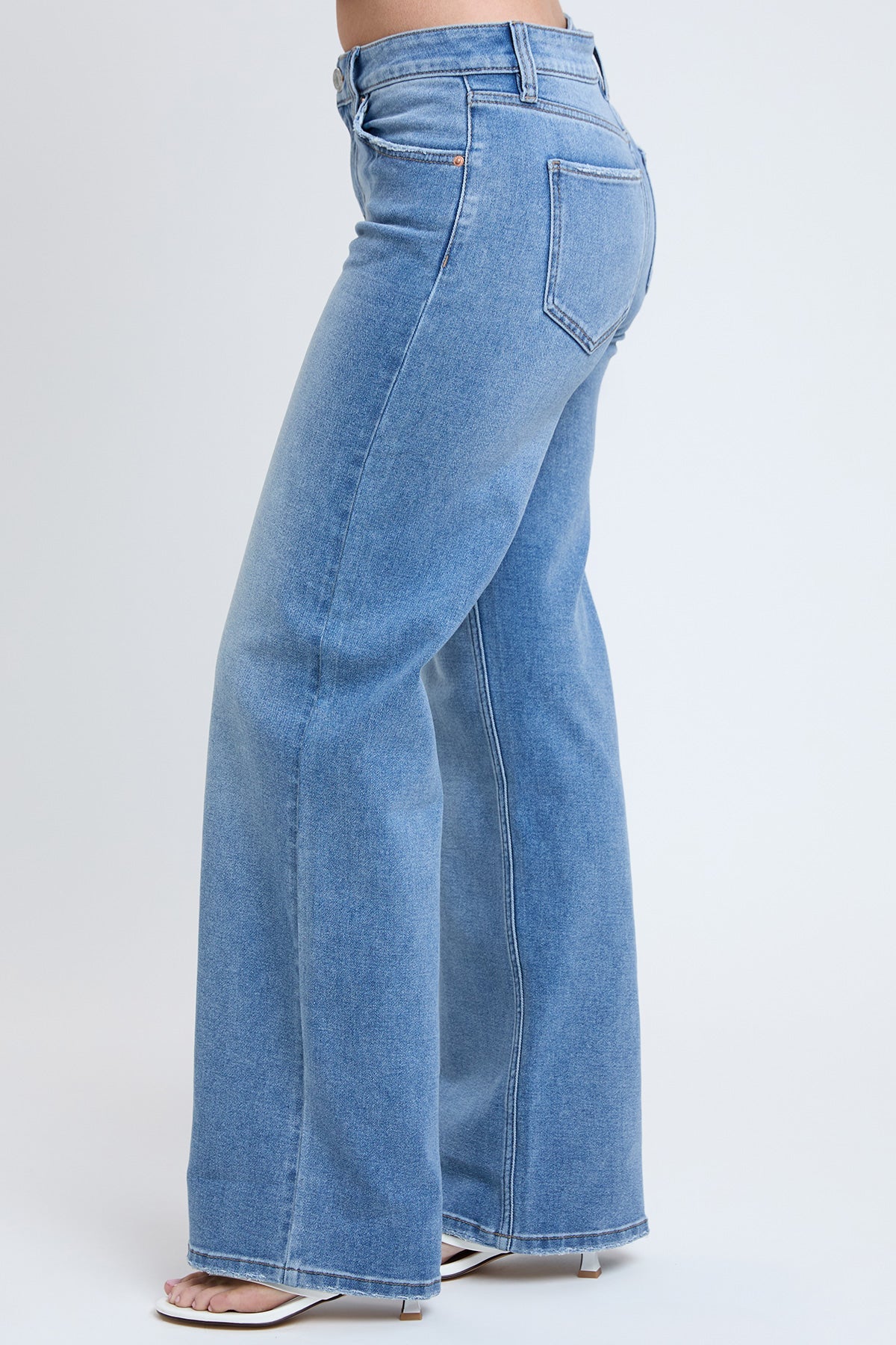 Women's Brittany Low Rise  Relax Fit Straight Leg Jeans