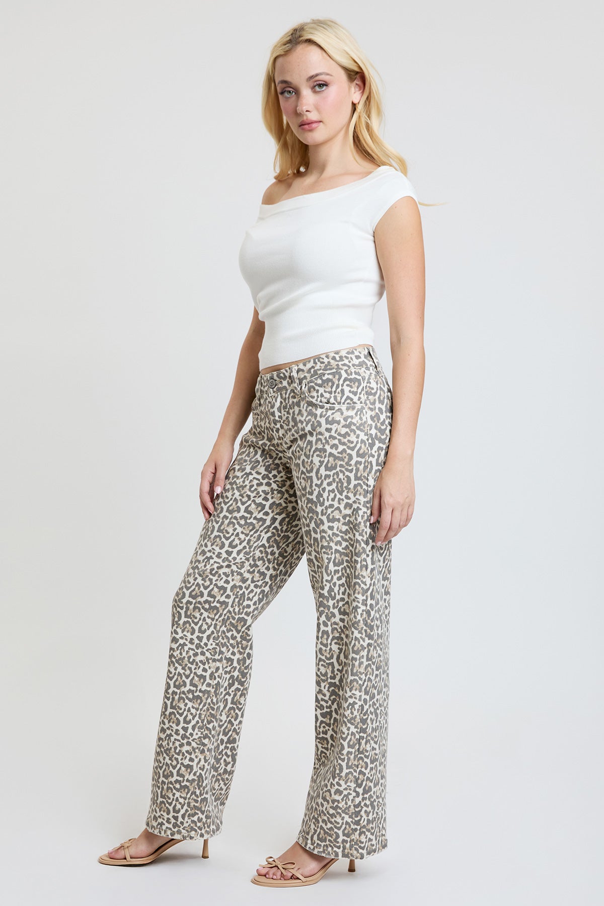 Women's Brittany Low Rise Relax Fit Straight Leg Jeans