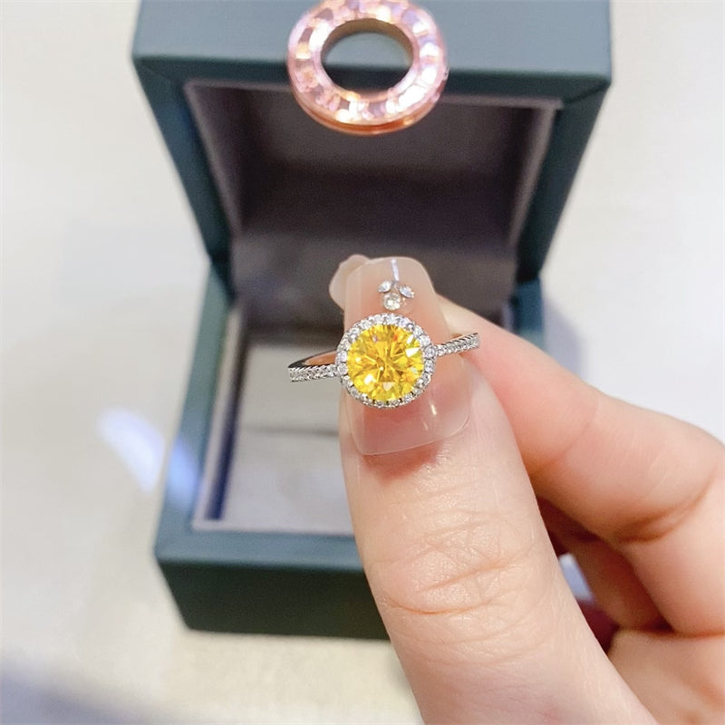 1 Carat Moissanite Diamond 925 Sterling Silver Halo Ring