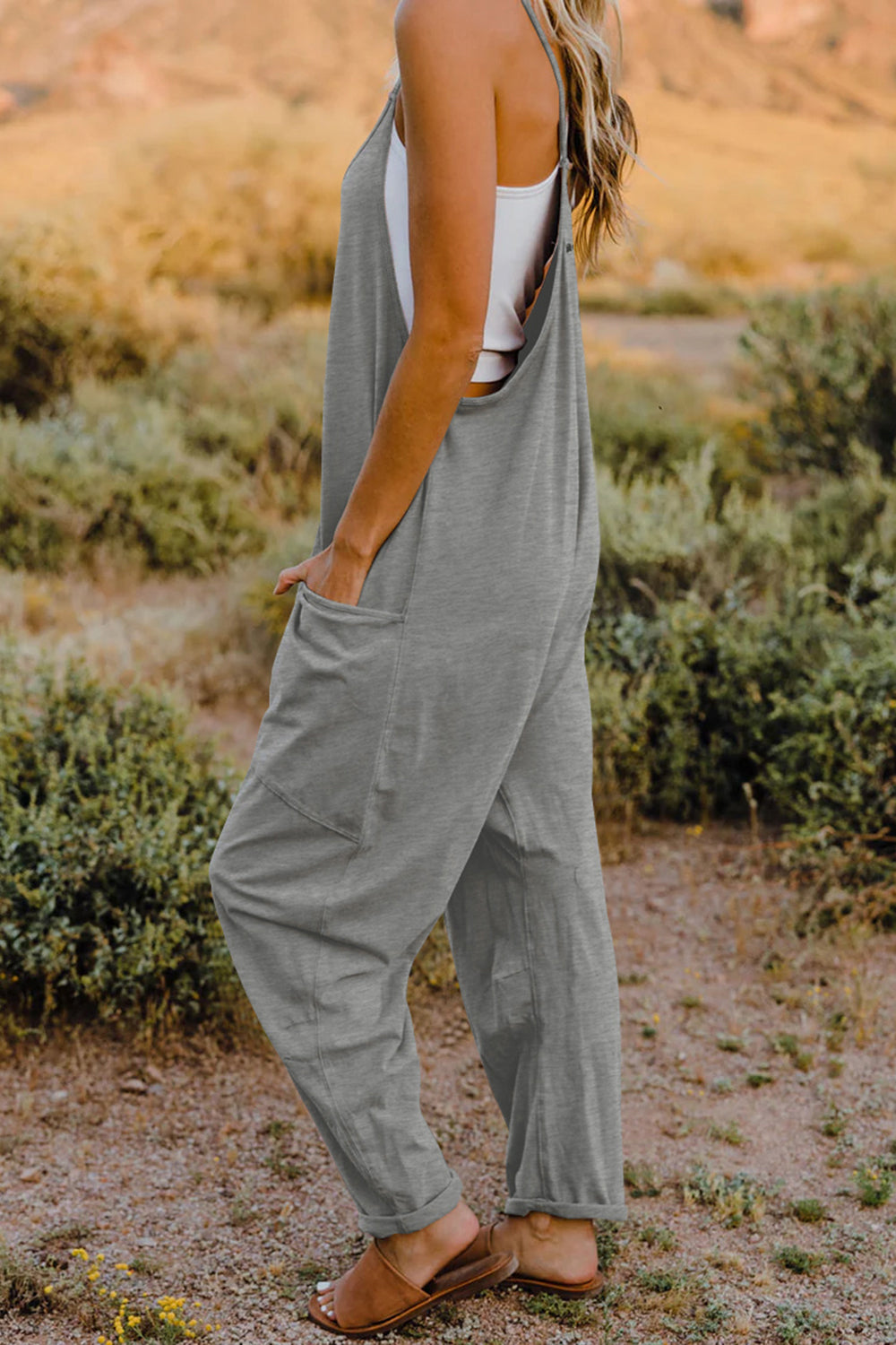 Baggy Loose Fitting Jumpsuit V-Neck Sleeveless with Front Pocket